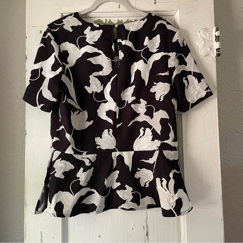 Banana Republic Peplum Short Sleeve Blouse - Picture 3 of 7